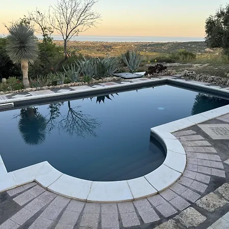 La Cava Del Val Di Noto Con Piscina Privata Avola