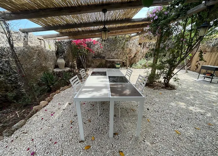 La Cava Del Val Di Noto Con Piscina Privata * Avola